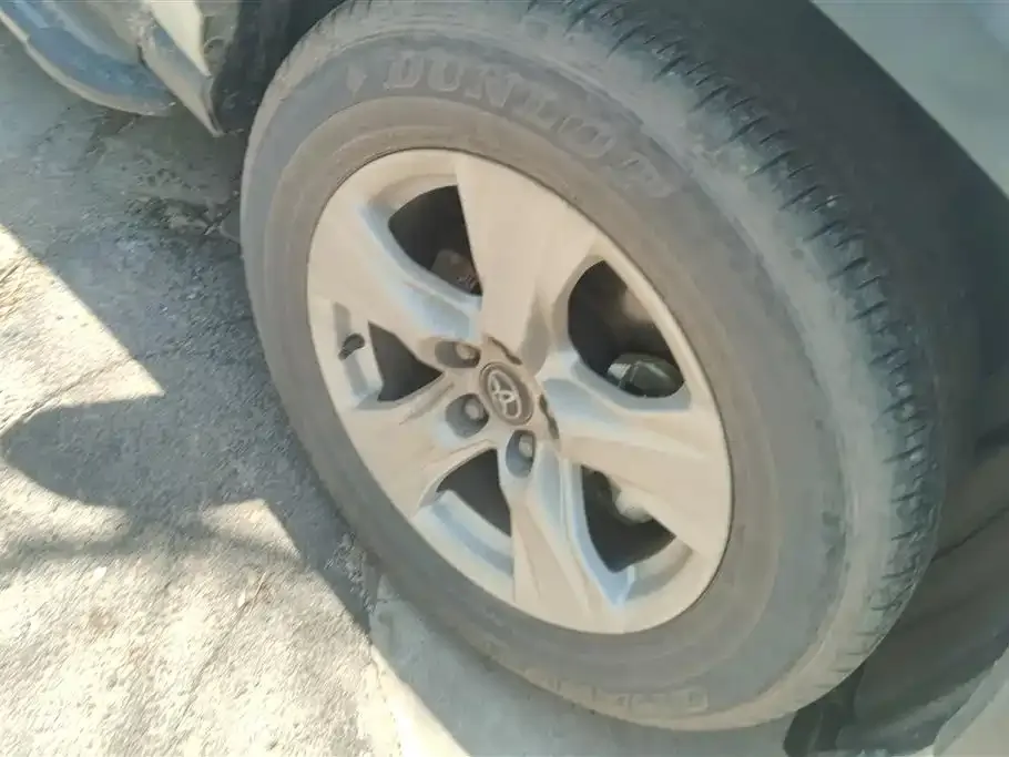 Toyota RAV4 2025 из CN, фото 3