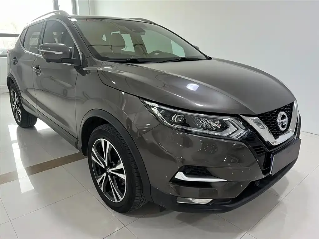 Nissan Qashqai — фото 2