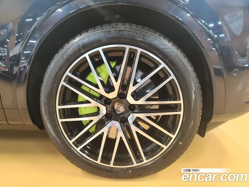 Porsche Cayenne 2025 из KR, фото 6