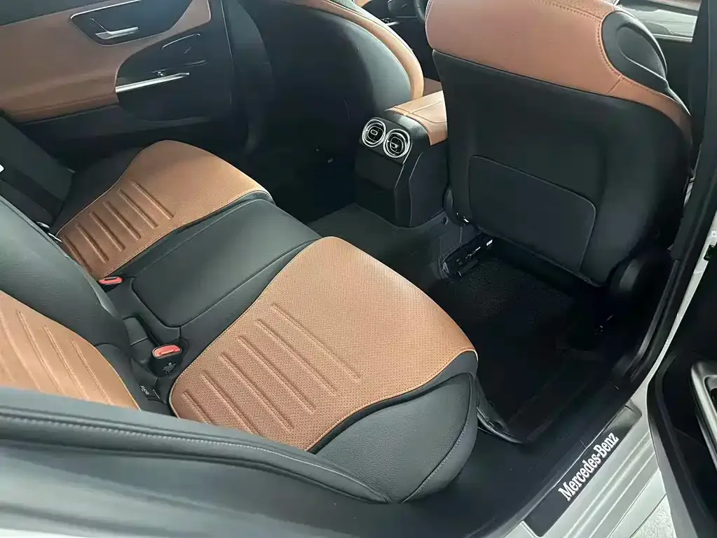 Mercedes-Benz C-Class 2024 из CN, фото 5