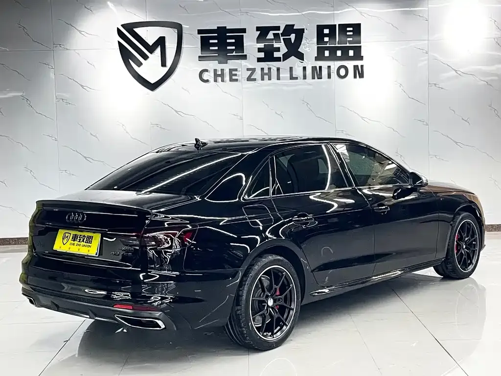 Audi A4L 2023 из CN, фото 5