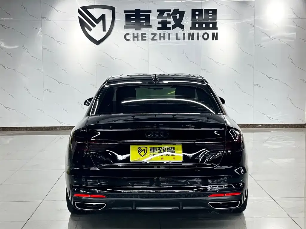 Audi A4L 2023 из CN, фото 7