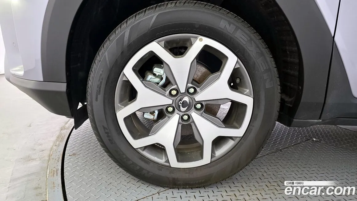 KG Mobility (Ssangyong) Torres — фото 10
