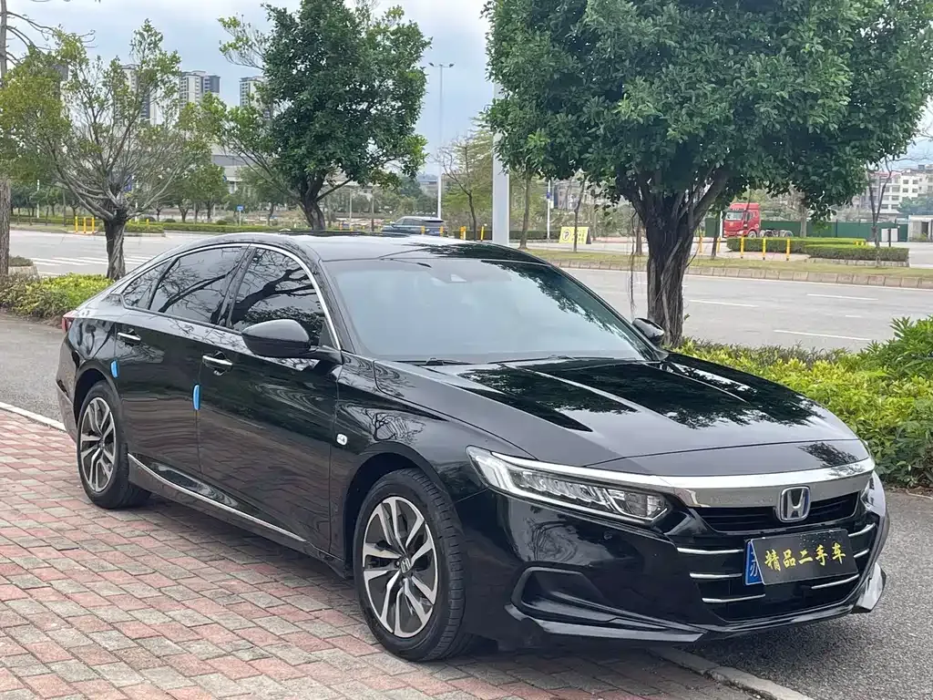 Honda Accord — фото 6