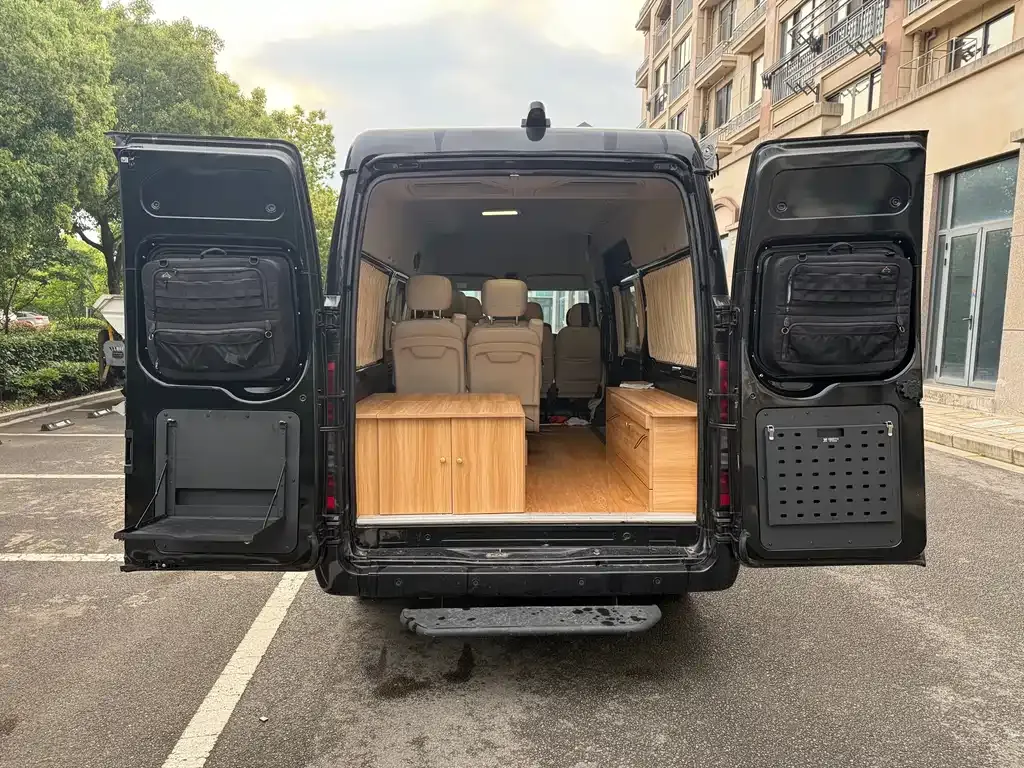 Ford Transit Custom 2023 из CN, фото 10
