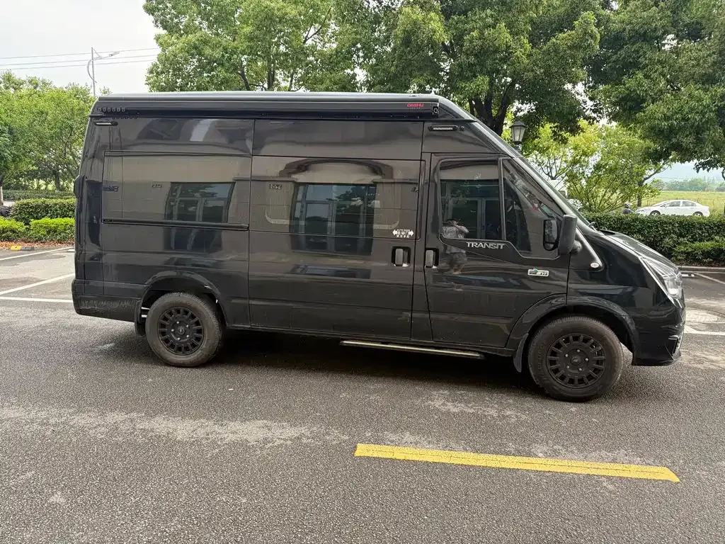 Ford Transit Custom 2023 из CN, фото 6