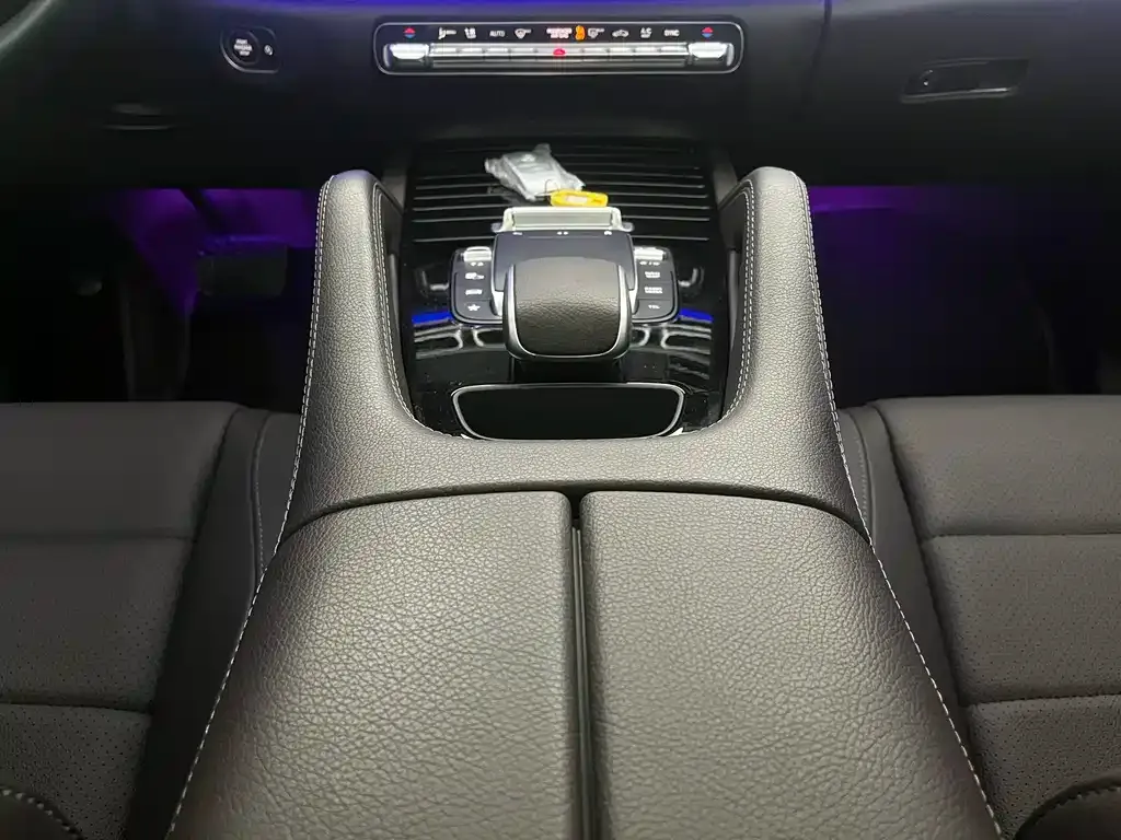 Mercedes-Benz GLE — фото 8