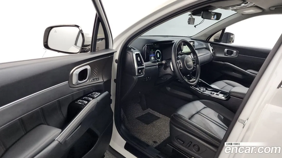 Kia Sorento — фото 7