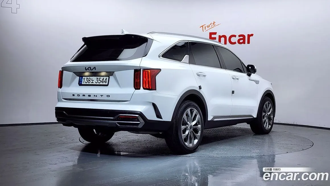 Kia Sorento — фото 3