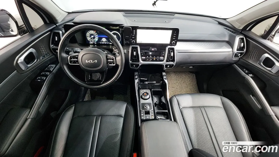 Kia Sorento — фото 8
