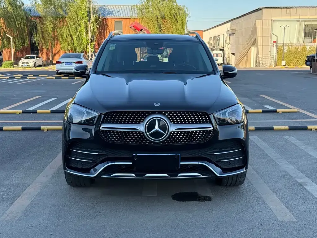 Mercedes-Benz GLE — фото 10