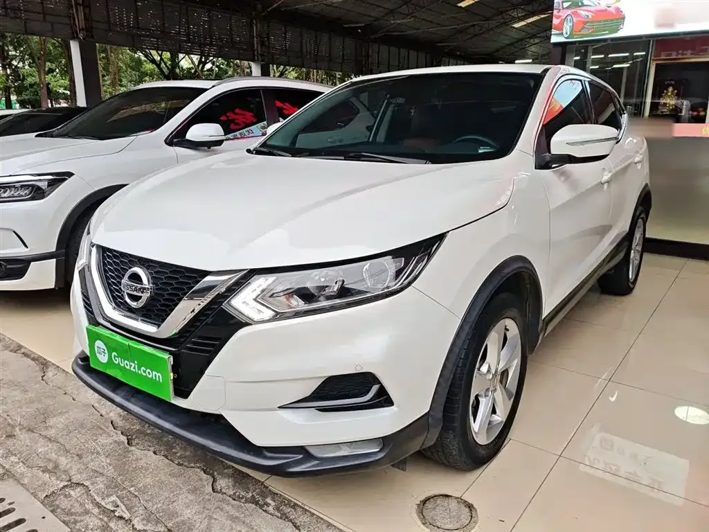 Nissan Qashqai — фото 7