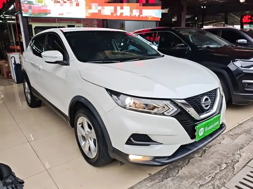 Nissan Qashqai — фото 6