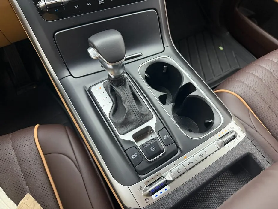 Kia Carnival 2023 из KR, фото 5