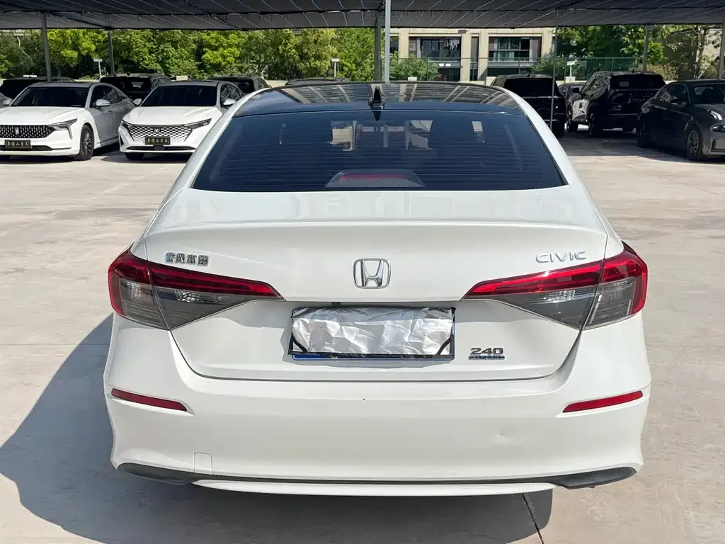 Honda Civic 2023 из CN, фото 2