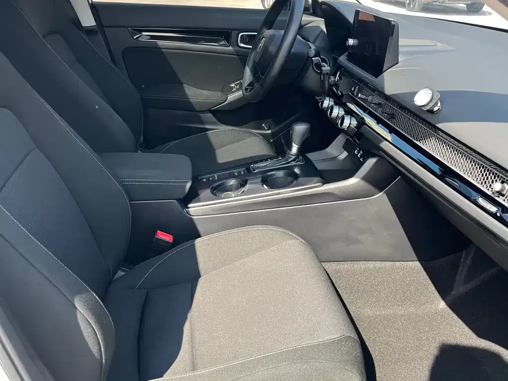 Honda Civic 2023 из CN, фото 4