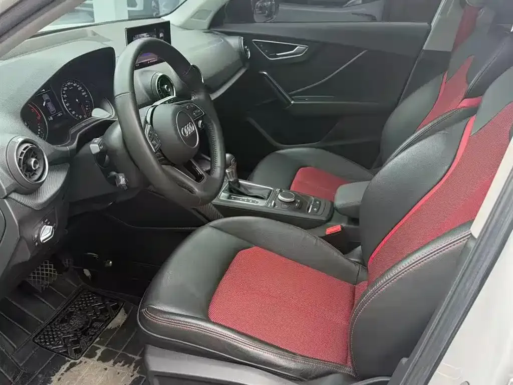 Audi Q2L 2021 из CN, фото 9