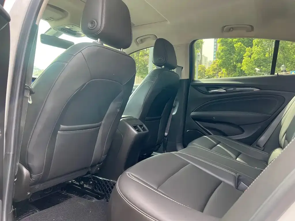 Buick Regal 2024 из CN, фото 5