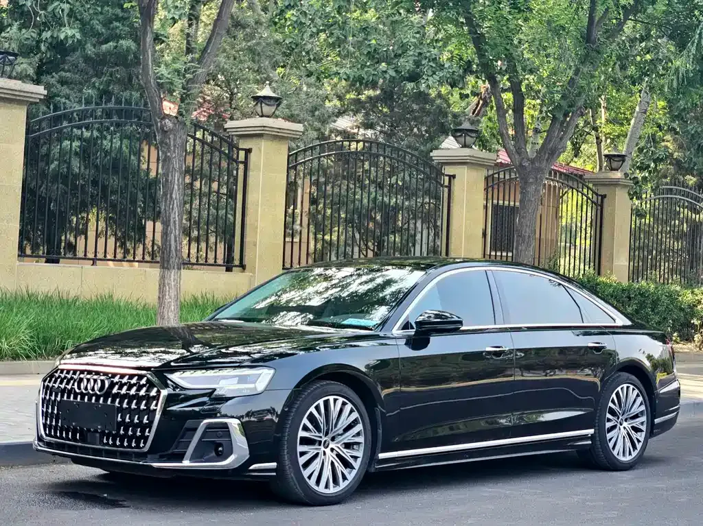 Audi A8 2023 из CN, фото 1