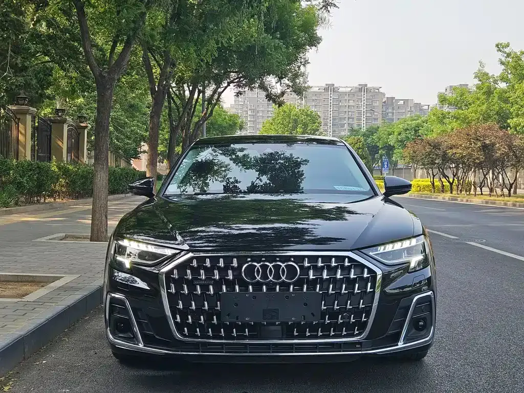 Audi A8 2023 из CN, фото 10