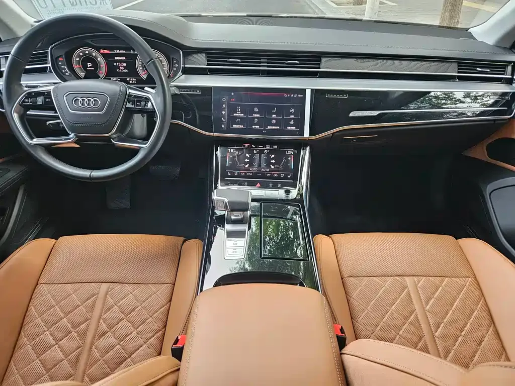 Audi A8 2023 из CN, фото 4