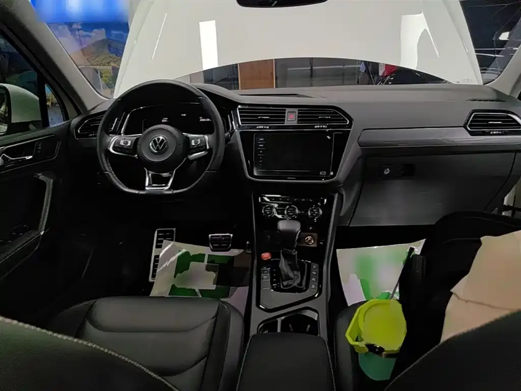 Volkswagen Tiguan L 2021 из CN, фото 5