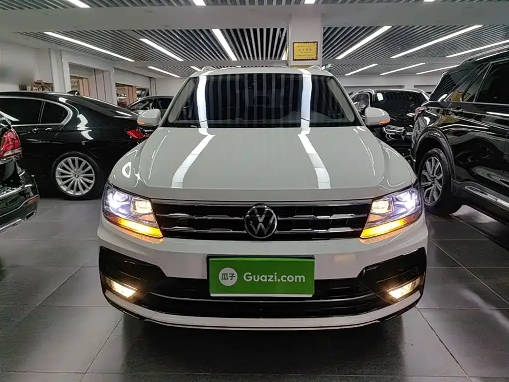 Volkswagen Tiguan L 2021 из CN, фото 7