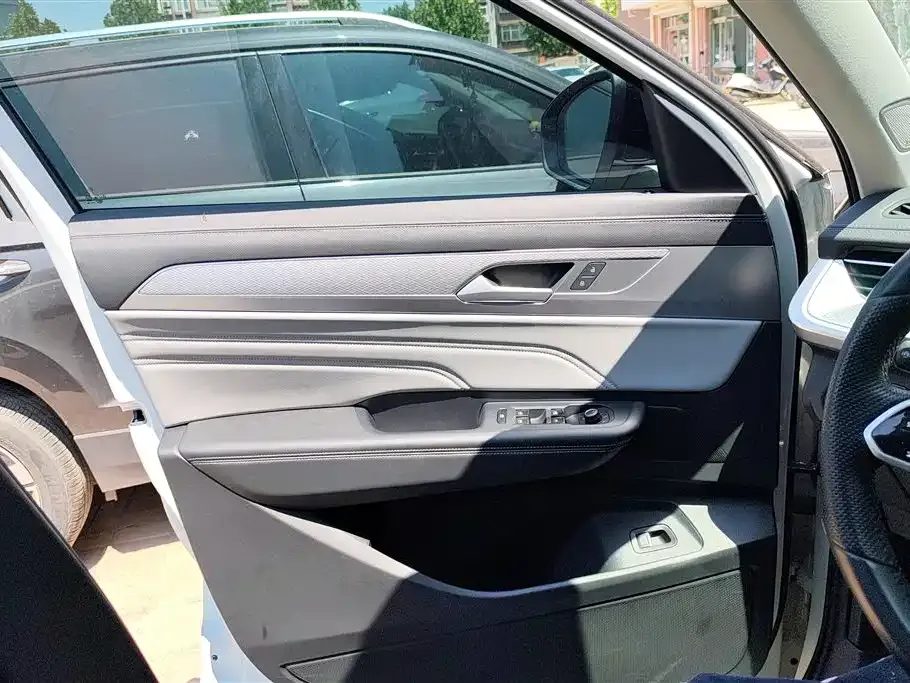 Volkswagen Tavendor 2024 из CN, фото 8