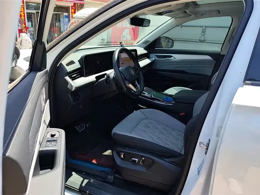 Volkswagen Tavendor 2024 из CN, фото 6