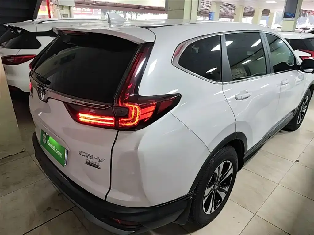 Honda CR-V — фото 10