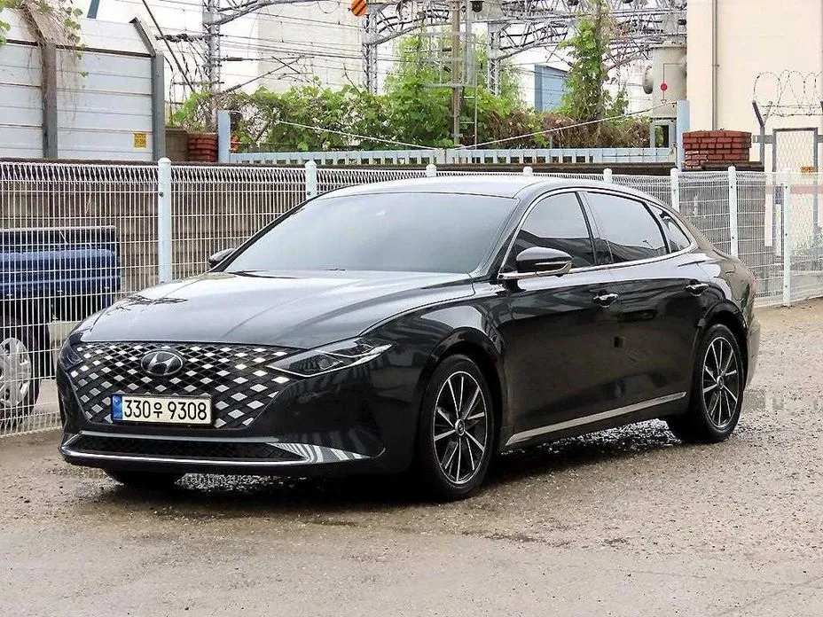 Hyundai Grandeur — фото 1