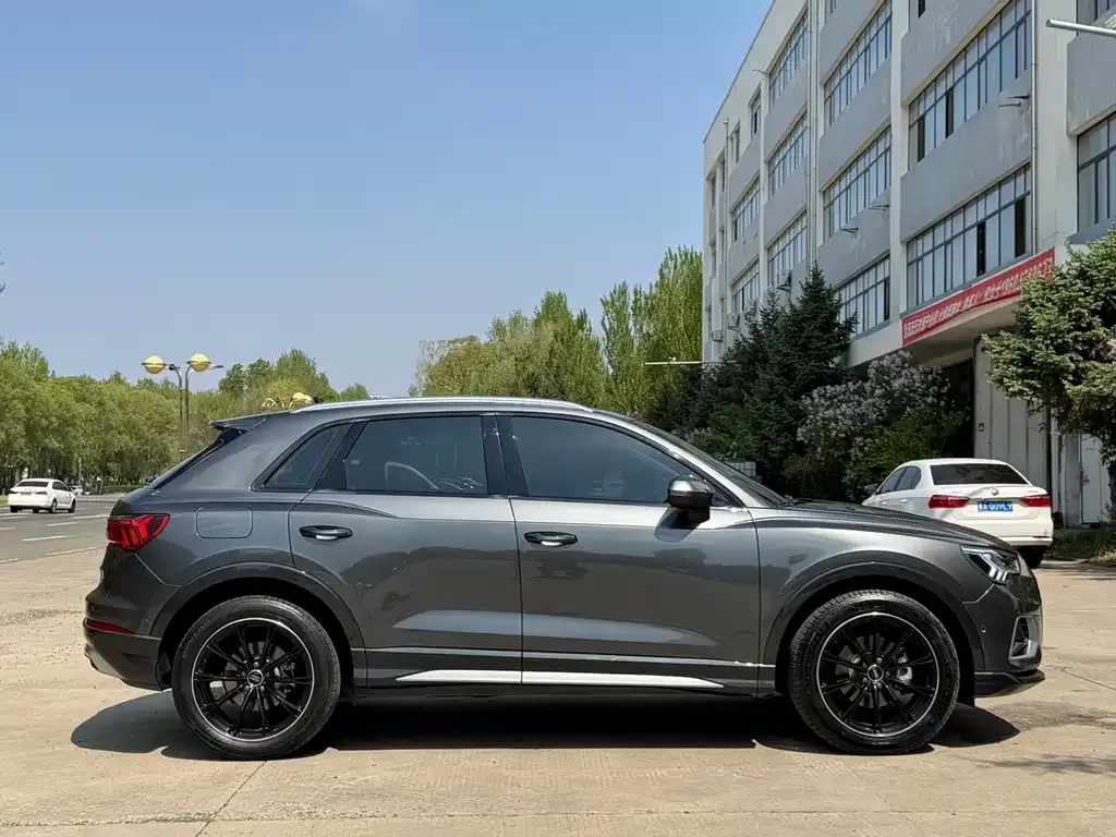 Audi Q3 2022 из CN, фото 5