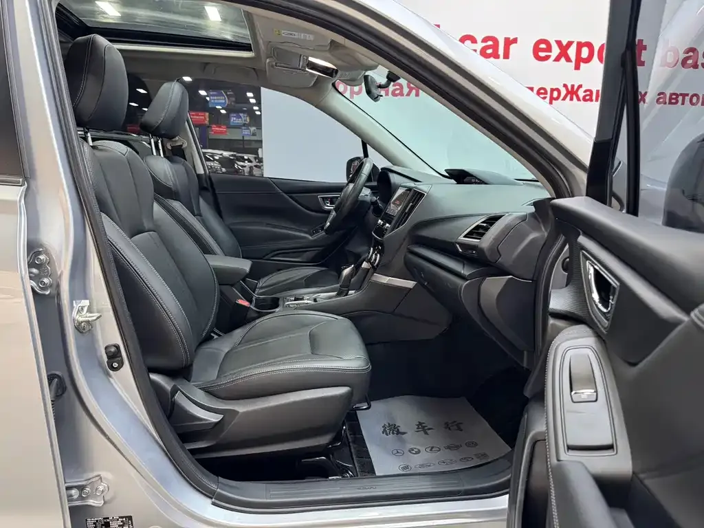 Subaru Forester 2022 из CN, фото 7