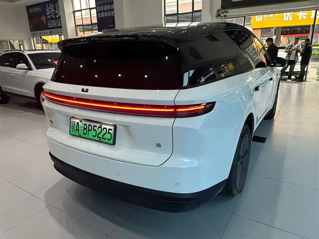 Li Auto i8 2025 из CN, фото 5
