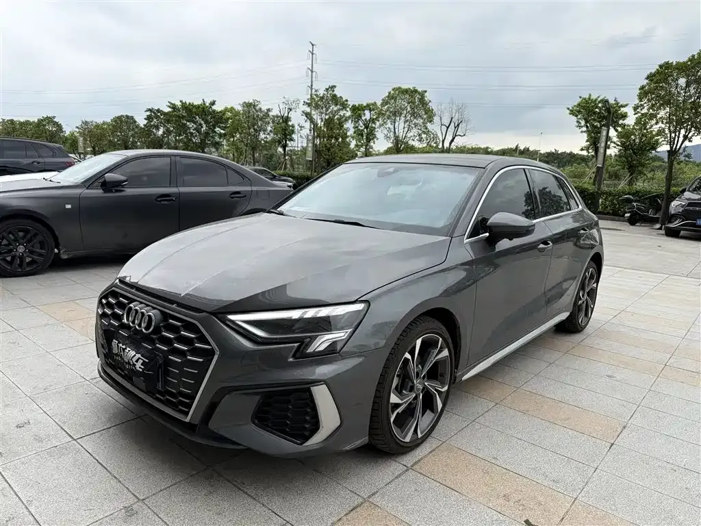 Audi A3 2021 из CN, фото 1