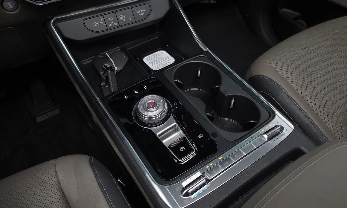 Kia Carnival — фото 7