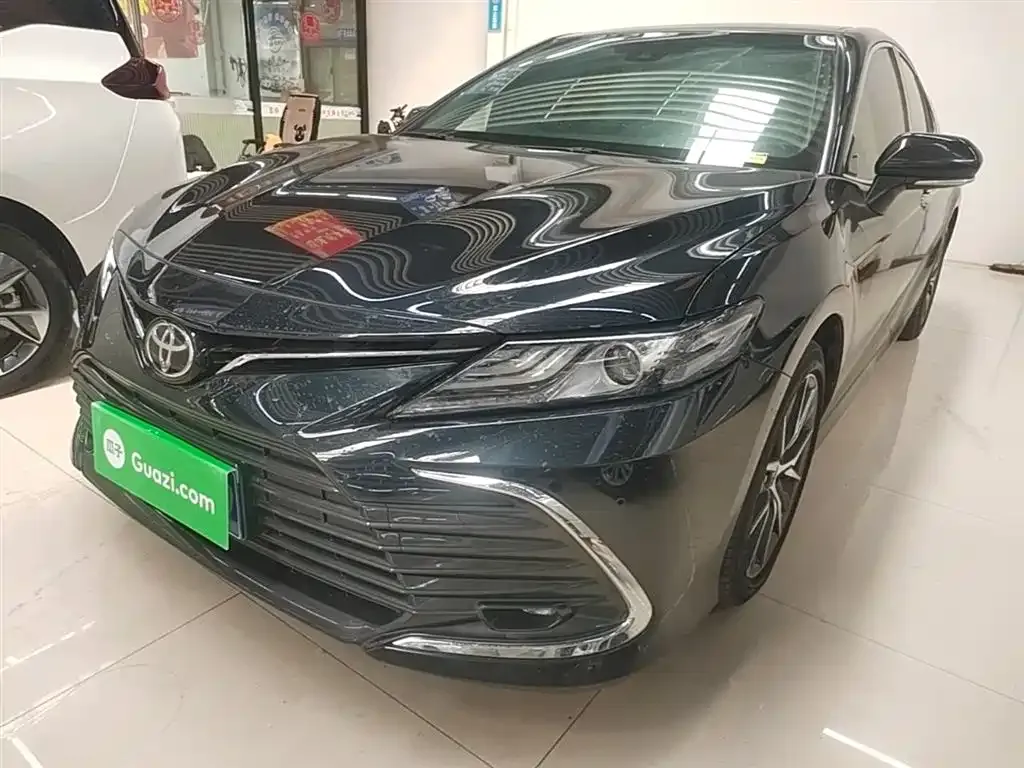 Toyota Camry 2023 из CN, фото 1