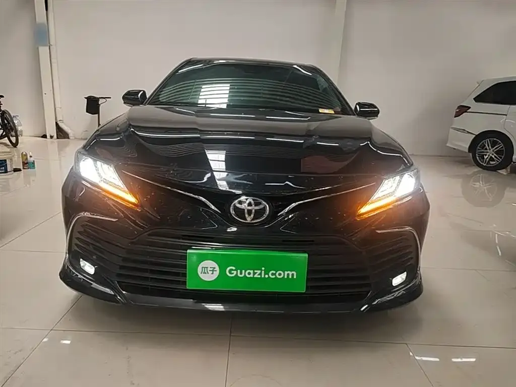 Toyota Camry 2023 из CN, фото 8