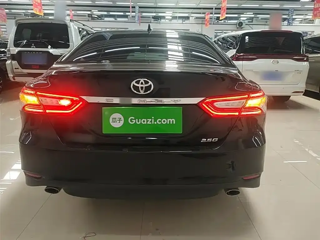 Toyota Camry 2023 из CN, фото 7