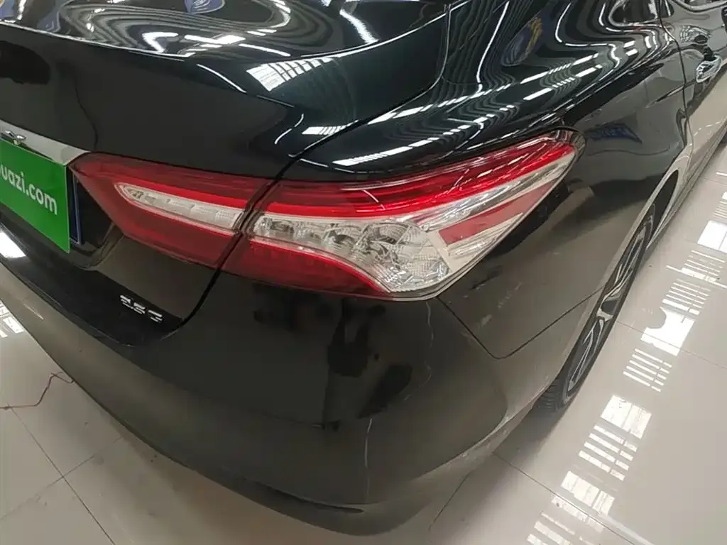 Toyota Camry 2023 из CN, фото 3
