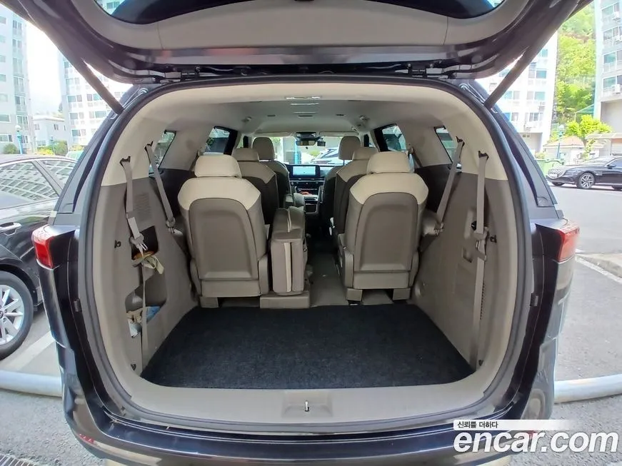 Kia Carnival 2023 из KR, фото 9