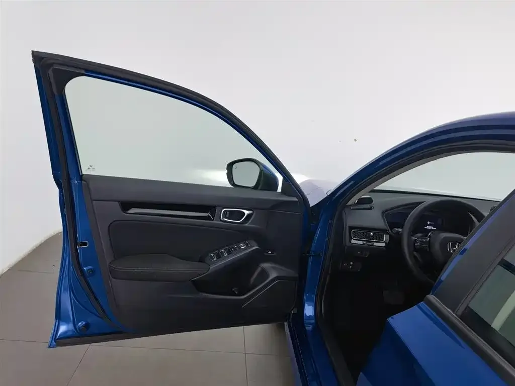 Honda Civic 2022 из CN, фото 2
