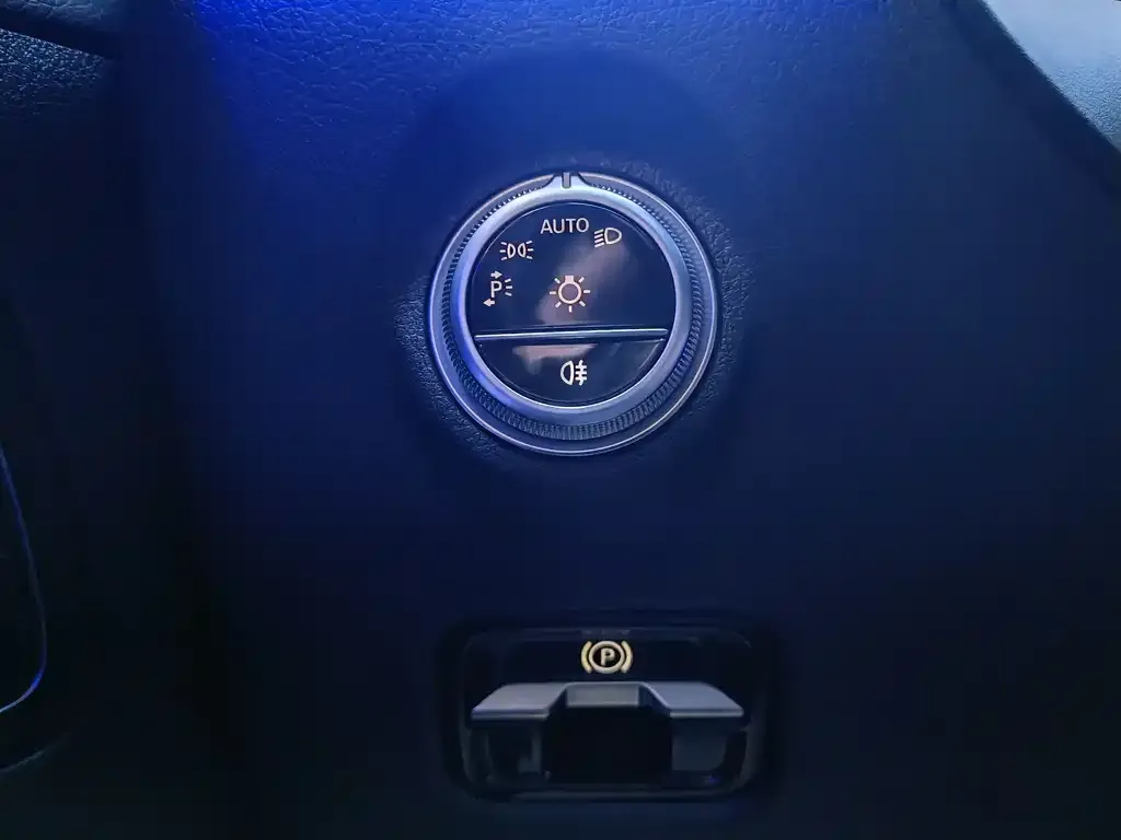 Mercedes-Benz C-Class 2023 из CN, фото 4