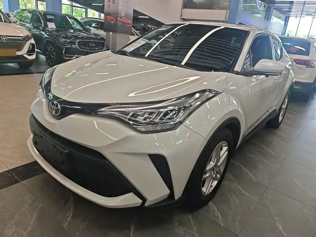 Toyota C-HR 2023 из CN, фото 5