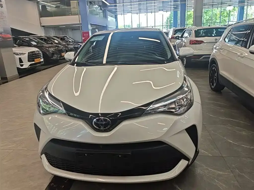 Toyota C-HR 2023 из CN, фото 10