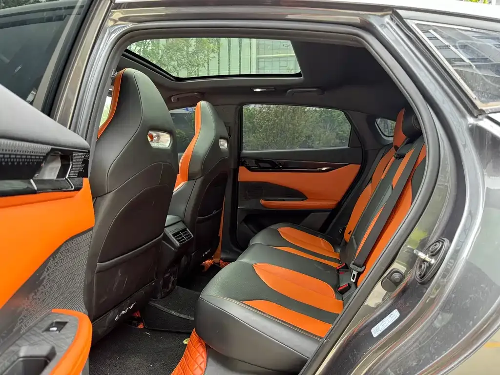 Changan UNI-V 2024 из CN, фото 4