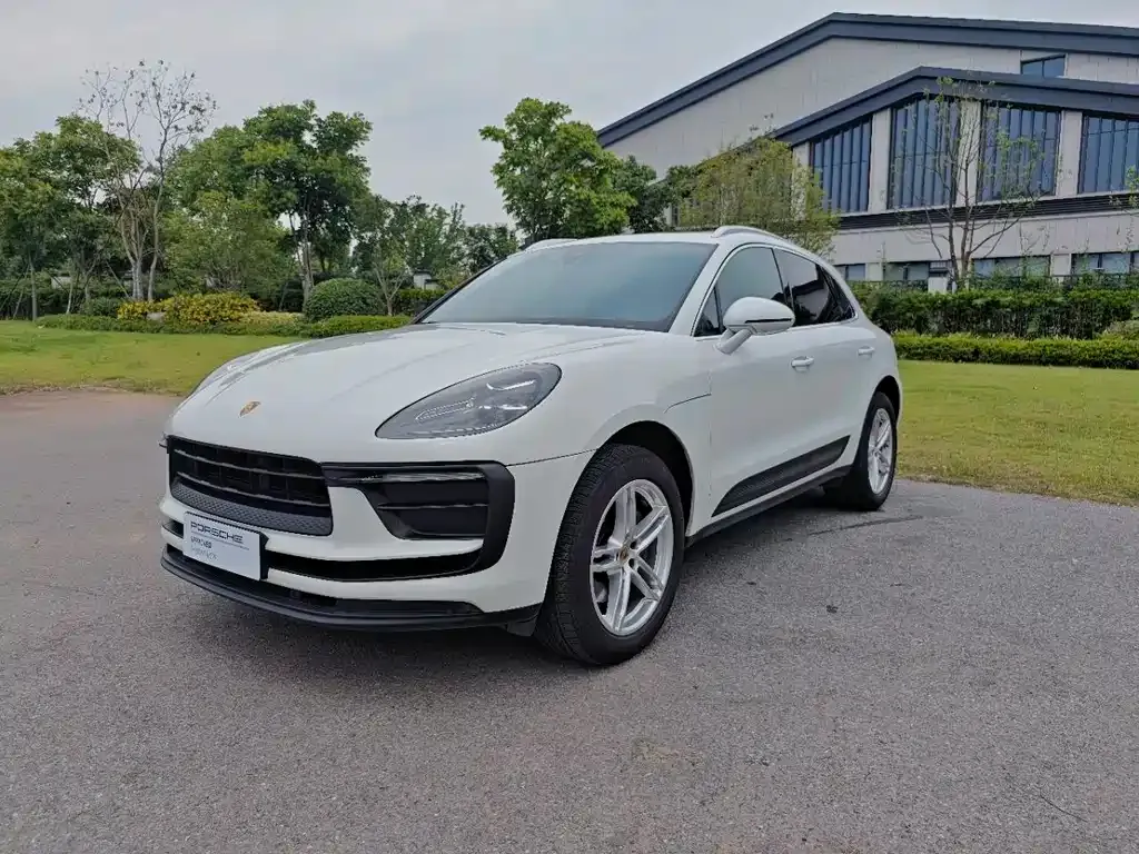 Porsche Macan — фото 1