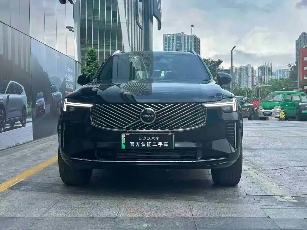 Volvo XC90 PHEV 2025 из CN, фото 2