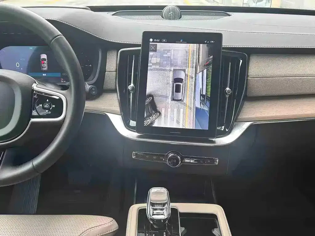 Volvo XC90 PHEV 2025 из CN, фото 5