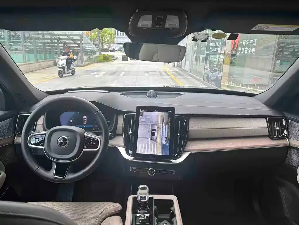Volvo XC90 PHEV 2025 из CN, фото 8